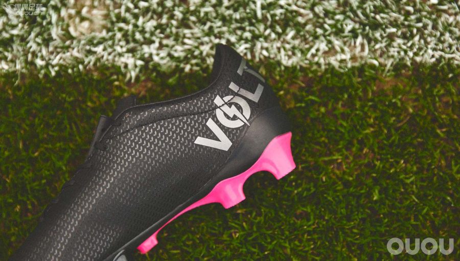 冷门实战测评–Concave Volt+足球鞋